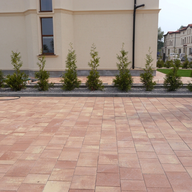 Trotuarna plytka Modern M asti (2)