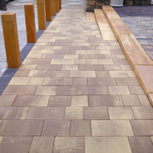 Trotuarna plytka Modern M kremona